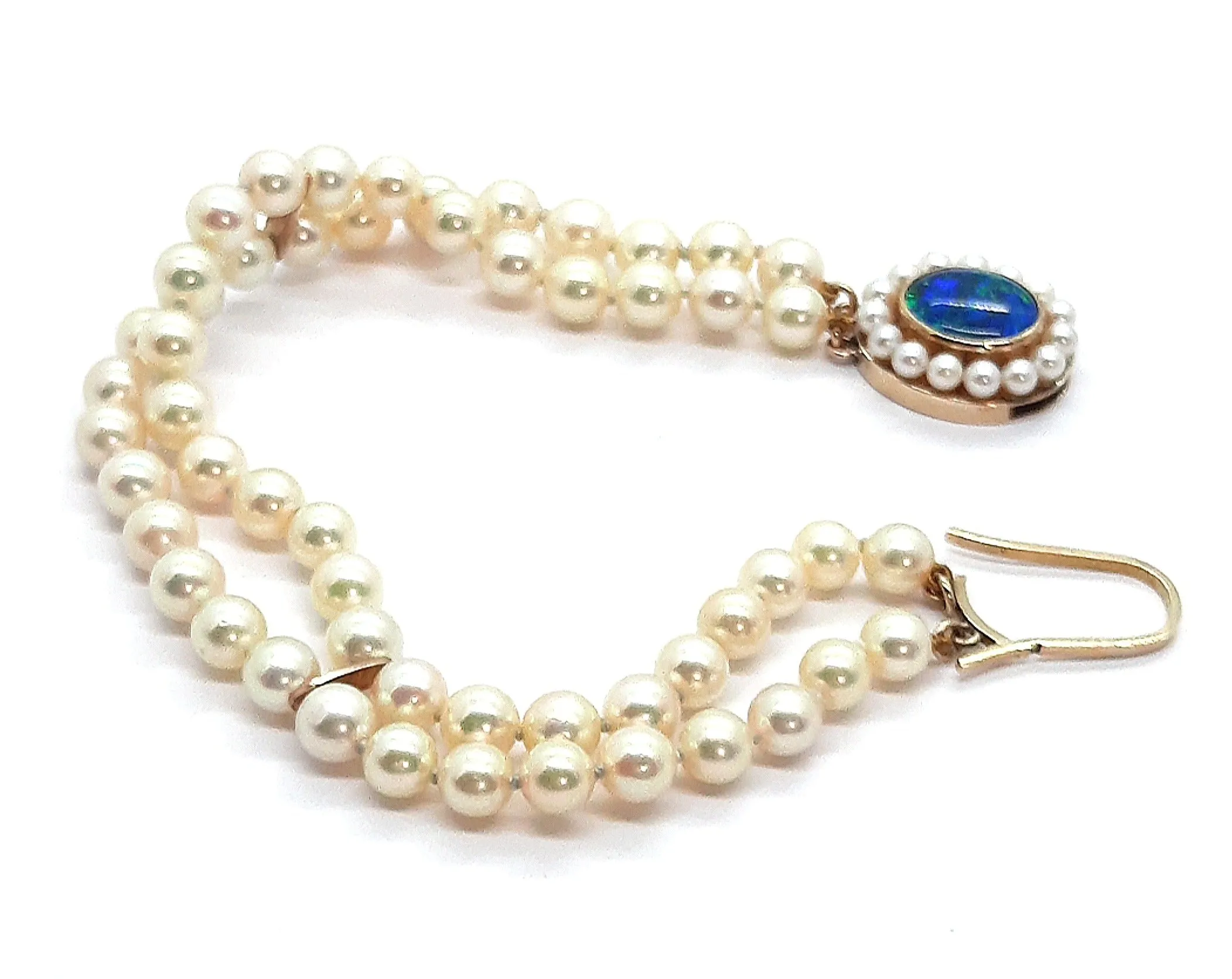 Cultured Pearl Bracelet with Opal Triplet & 9ct Yellow Gold Clasp